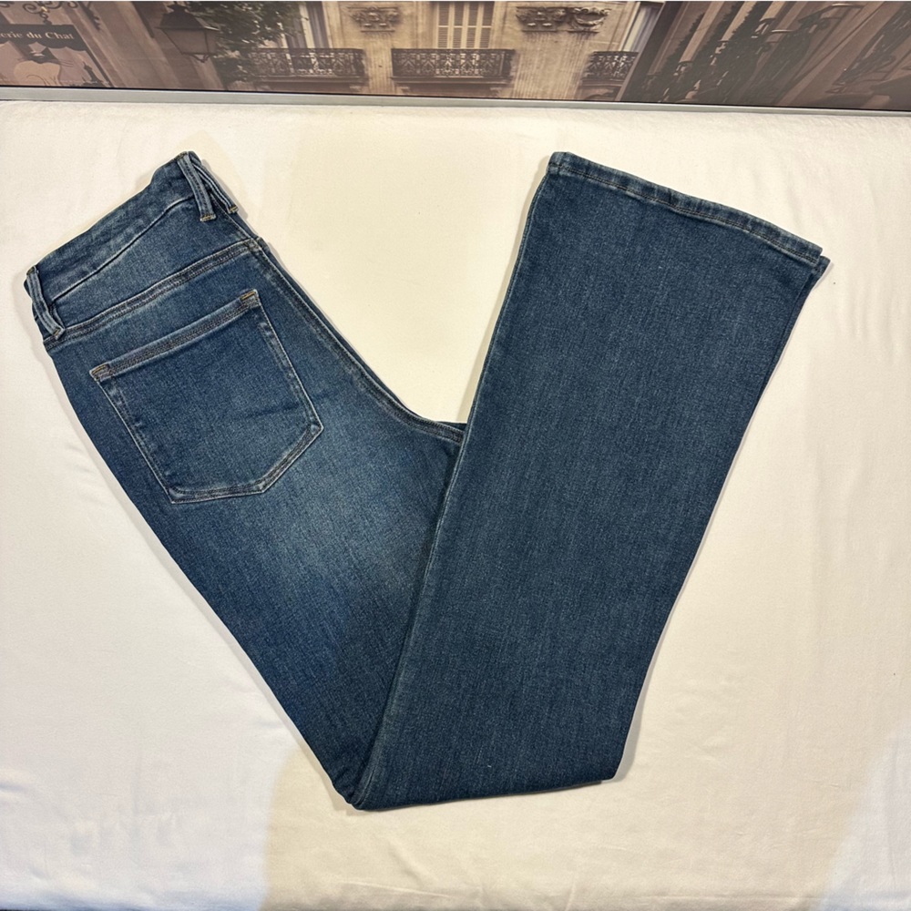 Good Legs Flare Jeans 8/29 - Picture 8 of 16